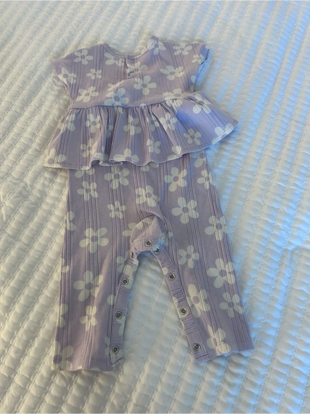 Grayson Little Lavender Floral Ribbed Baby Romper. Size 9M